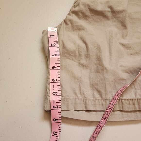 Kuhl Shorts Womens Large Tan High Waist Pleated Front Vintage alf USA Made - Picture 7 of 8